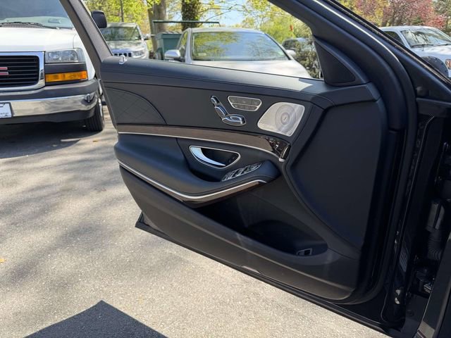 Used 2019 Mercedes-Benz S 560 4MATIC Sedan image 23