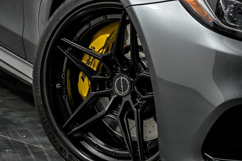 Used 2018 Mercedes-Benz C 63 AMG S image 3
