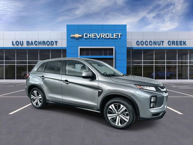 Used 2023 Mitsubishi Outlander Sport AWD image 2
