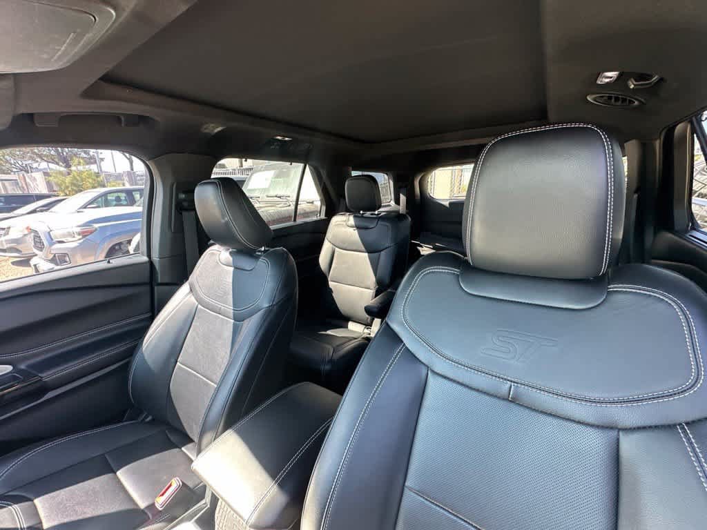 Used 2021 Ford Explorer ST w/ Equipment Group 401A AWD/4WD image 10