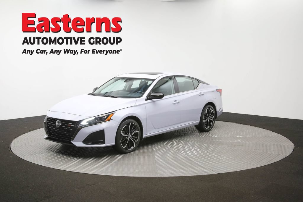 Used 2025 Nissan Altima 2.5 SR w/ SR Premium Package AWD/4WD image 56