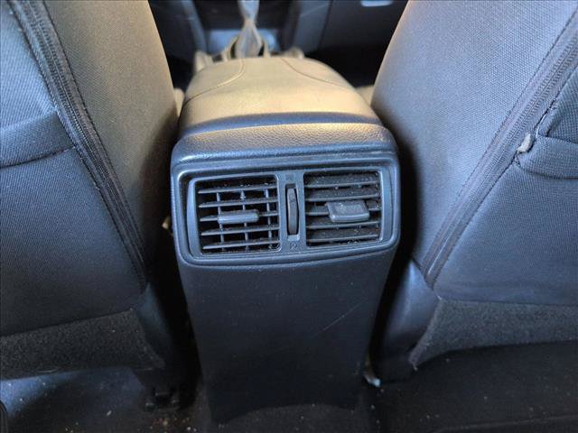 Used 2018 Nissan Rogue SV FWD image 17