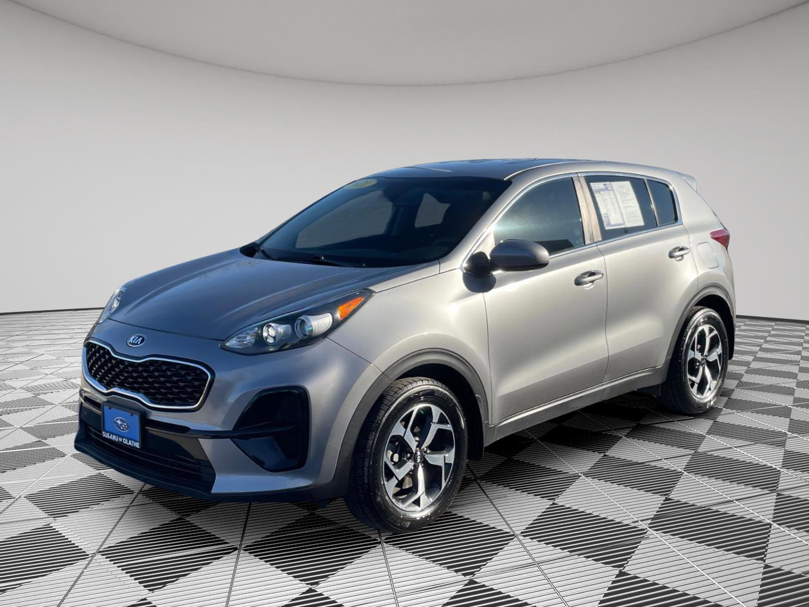 Used 2021 Kia Sportage LX image 3