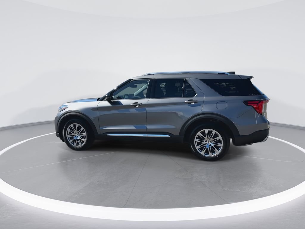 Used 2025 Ford Explorer Platinum RWD image 5