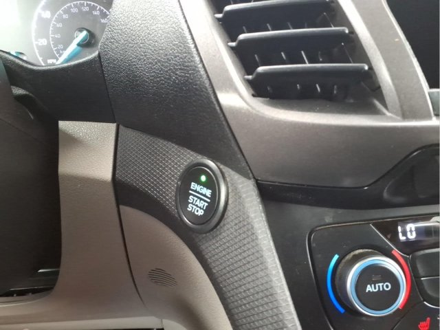 Used 2020 Ford Transit Connect XLT w/ XLT Premium Package FWD image 25