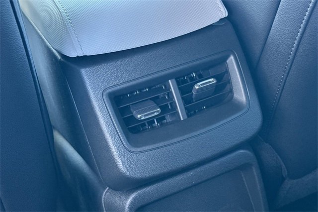 New 2026 Chevrolet Equinox EV LT image 17