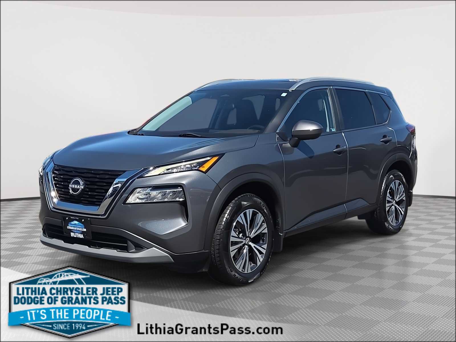 Used 2023 Nissan Rogue SV w/ SV Premium B Package