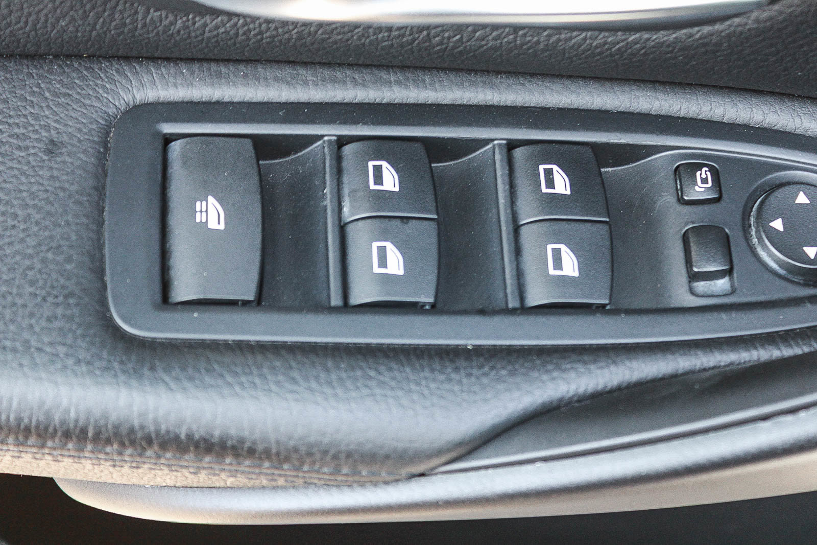 Used 2016 BMW 435i Convertible RWD image 19
