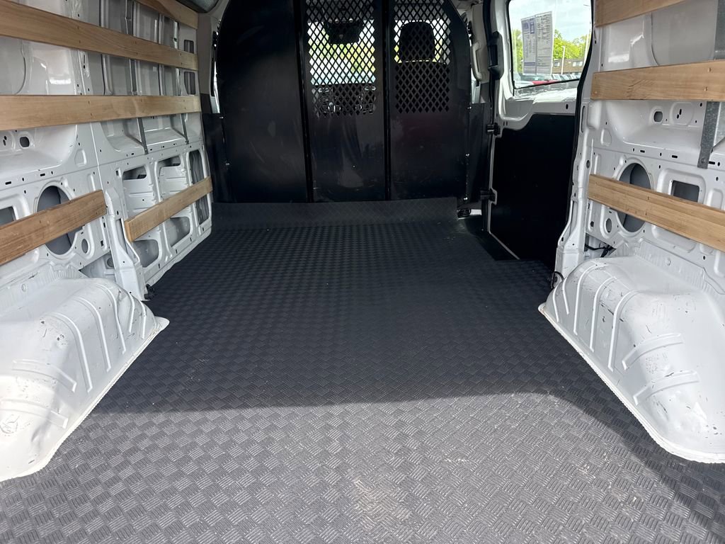 Used 2024 Ford Transit 250 Low Roof w/ Exterior Upgrade Package RWD image 13