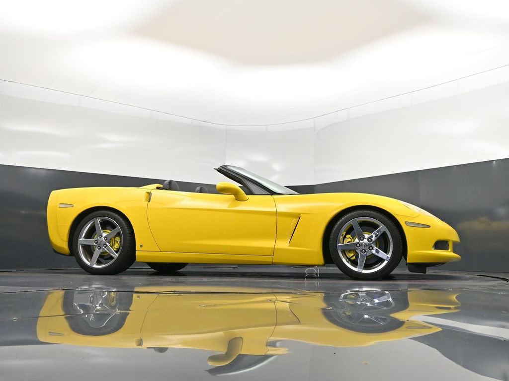 Used 2008 Chevrolet Corvette Convertible w/ Preferred Equipment Group image 39