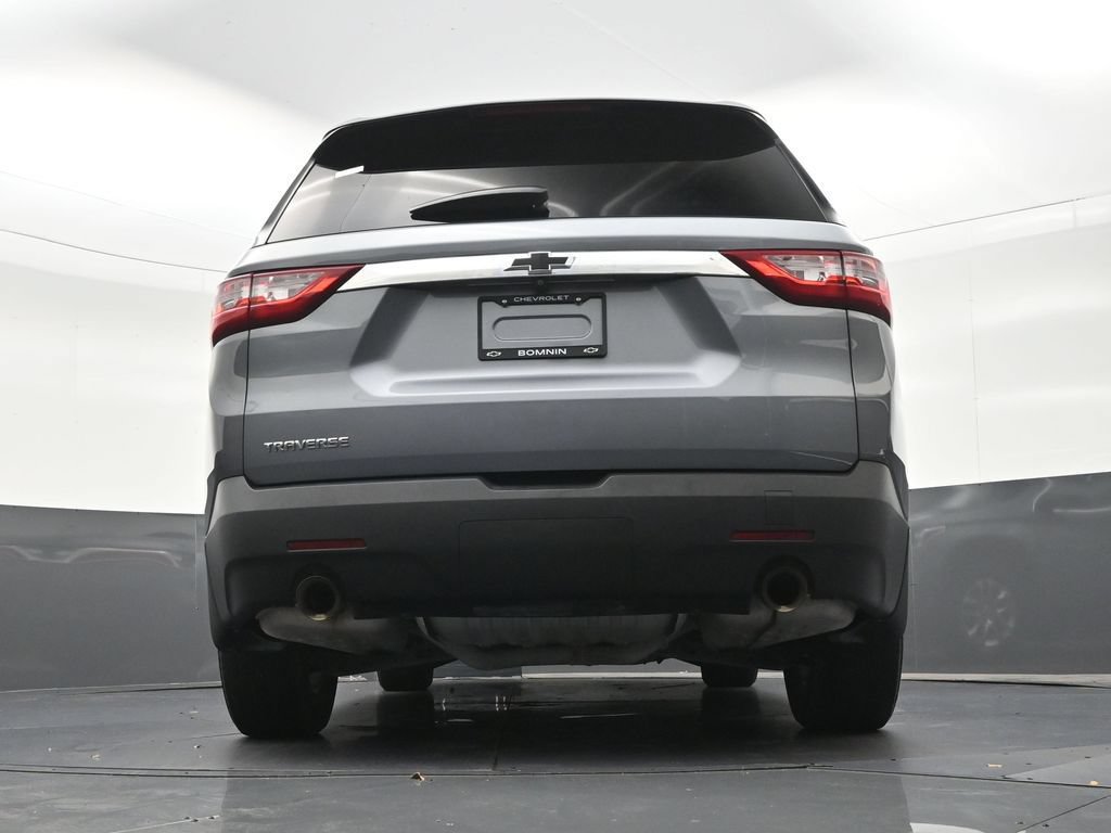 Used 2020 Chevrolet Traverse LS FWD image 32