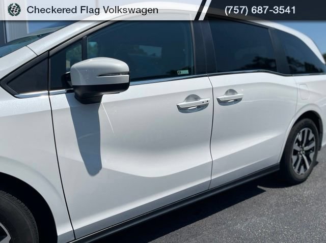 Used 2025 Honda Odyssey EX-L image 3
