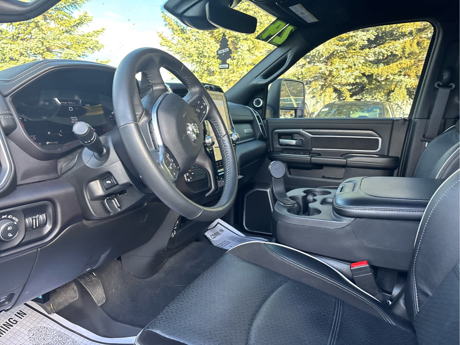 Used 2024 RAM 3500 Laramie w/ Night Edition image 21