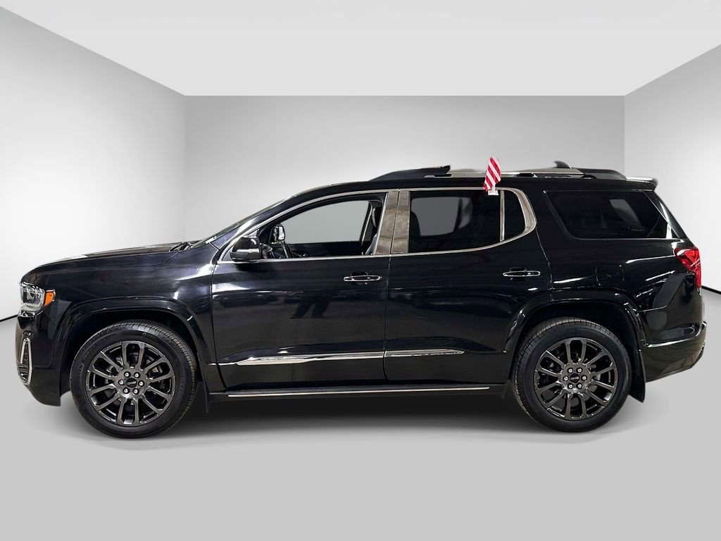 Used 2023 GMC Acadia Denali w/ Black Diamond Edition image 2