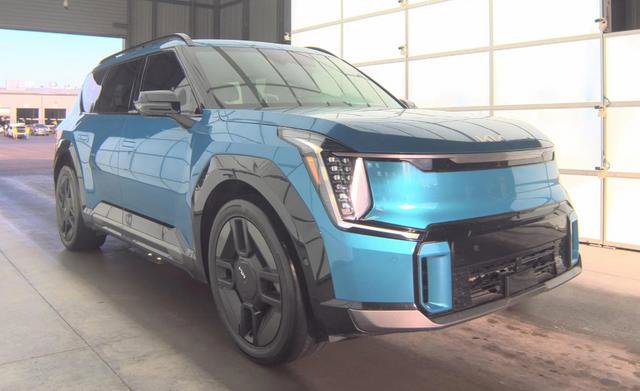 Used 2024 Kia EV9 GT-Line image 2