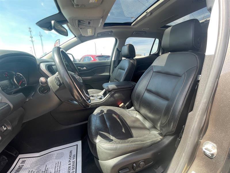 Used 2019 GMC Acadia SLT AWD/4WD image 9