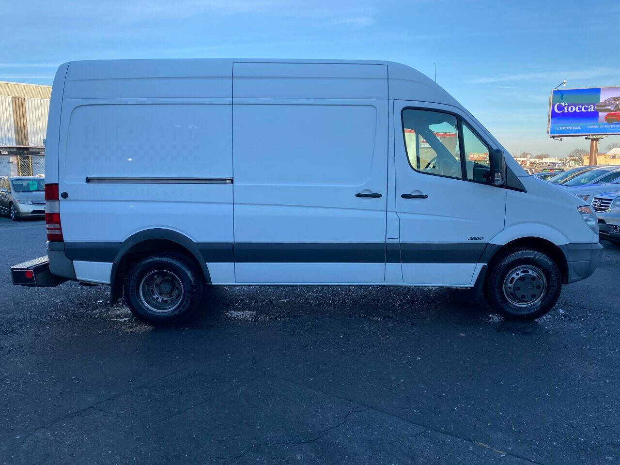 Used 2012 Mercedes-Benz Sprinter 3500 image 4