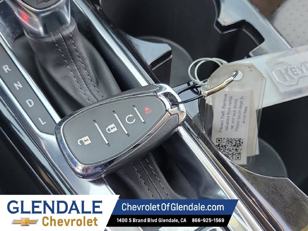 Used 2025 Chevrolet Trax LT FWD image 34