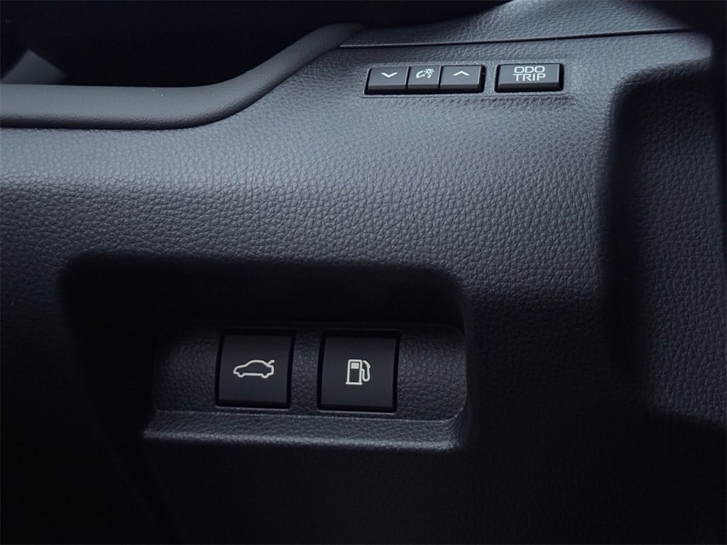 New 2026 Toyota Crown XLE image 30