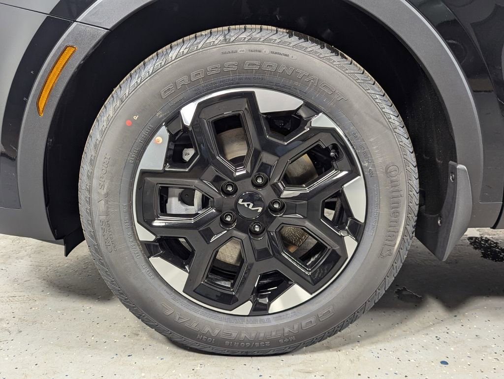 New 2025 Kia Sorento S w/ Panoramic Sunroof Package image 9