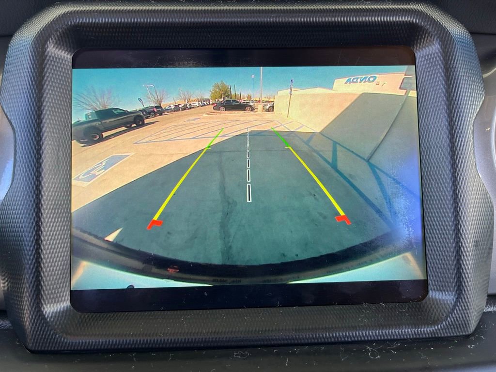 Used 2022 Jeep Wrangler Unlimited Sahara w/ Cold Weather Group image 10