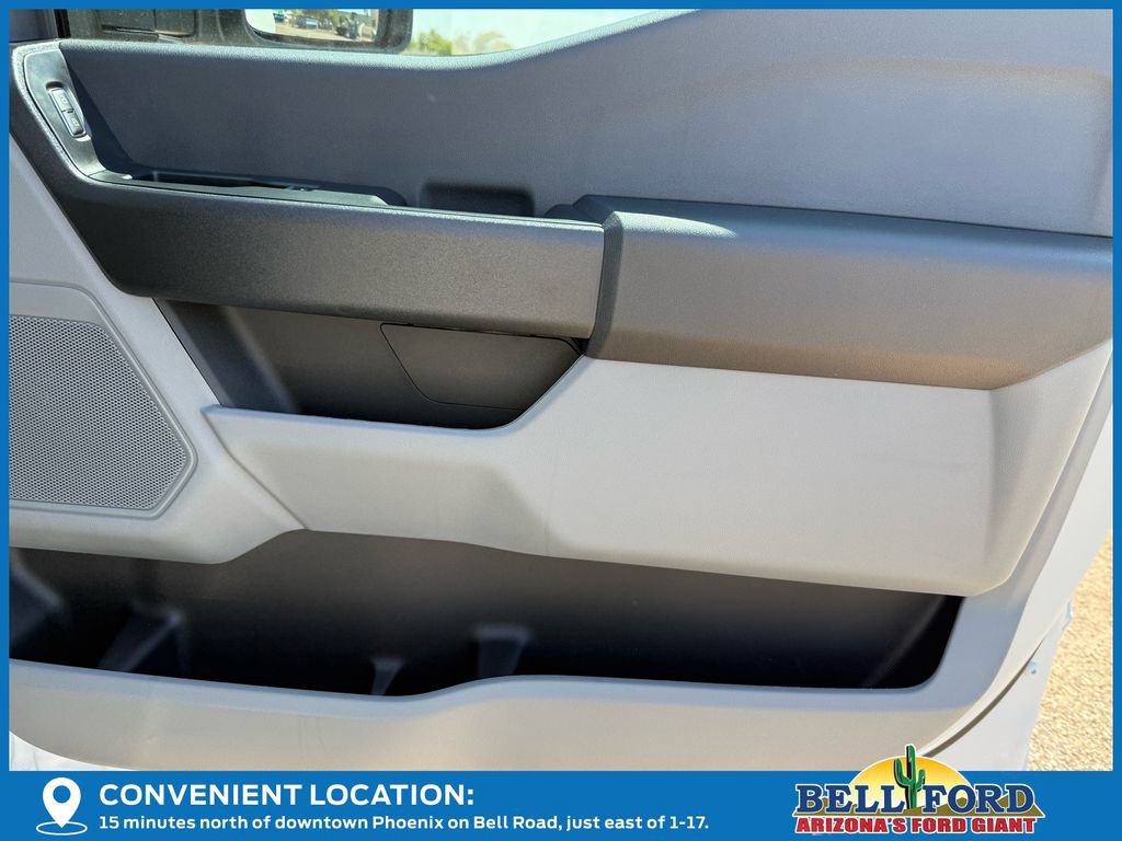 New 2025 Ford F550 4x4 Regular Cab Super Duty image 14