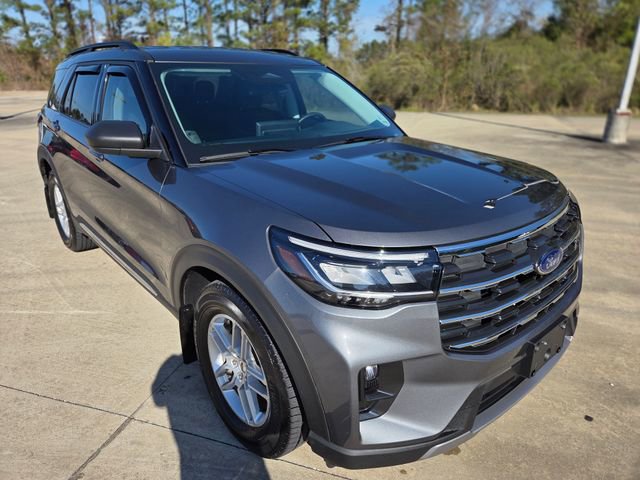 Used 2025 Ford Explorer Active w/ Active Comfort Package image 9