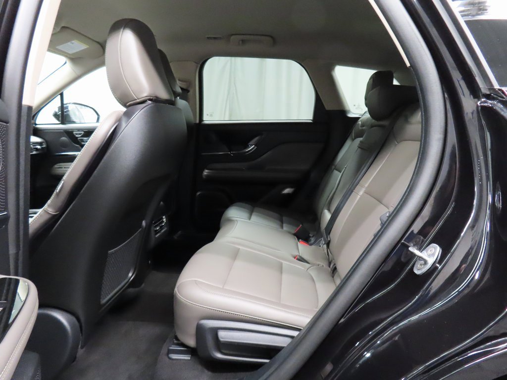 Used 2025 Lincoln Corsair Premiere w/ Jet Appearance Package image 10