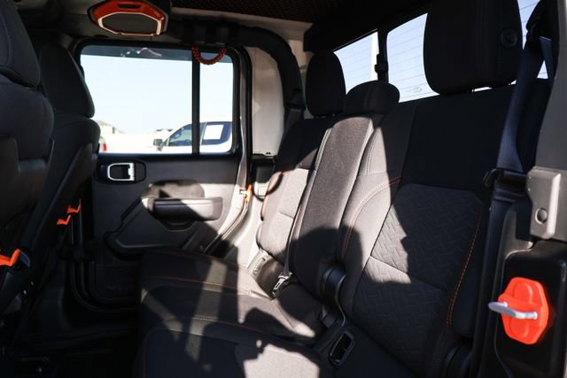 Used 2022 Jeep Gladiator Mojave w/ Trailer Tow Package image 7