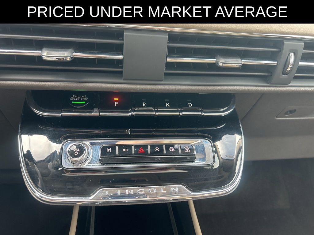 Used 2023 Lincoln Corsair Reserve w/ Equipment Group 201A FWD image 16