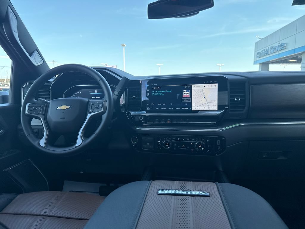 Used 2024 Chevrolet Silverado 2500 High Country w/ LPO, Dark Essentials Package AWD/4WD image 15