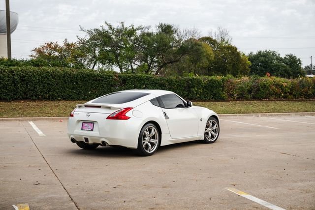 Used 2011 Nissan 370Z Touring w/ Sport Pkg image 19