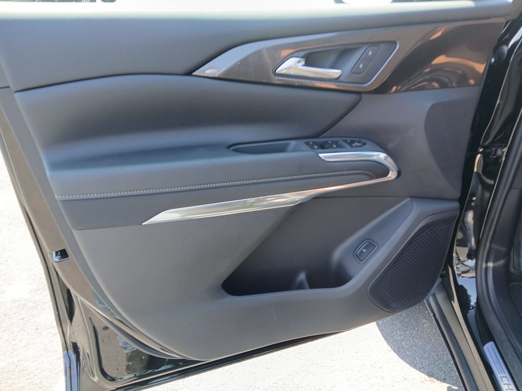 New 2027 Chevrolet Traverse Z71 w/ Driver Confidence Package AWD/4WD image 13