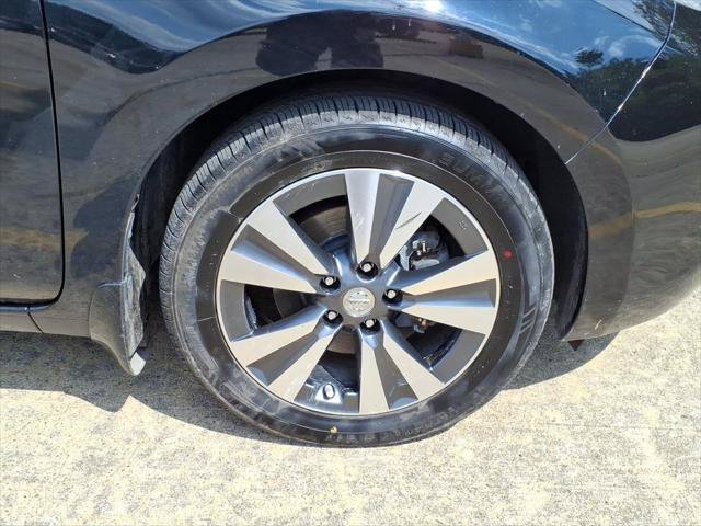 Used 2016 Nissan Leaf SL w/ Premium Package FWD image 7