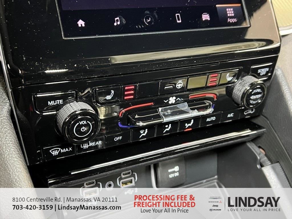 New 2025 Jeep Grand Cherokee Altitude image 41