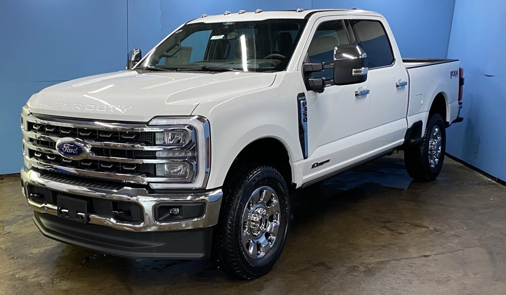 New 2025 Ford F350 King Ranch w/ Chrome Package image 4