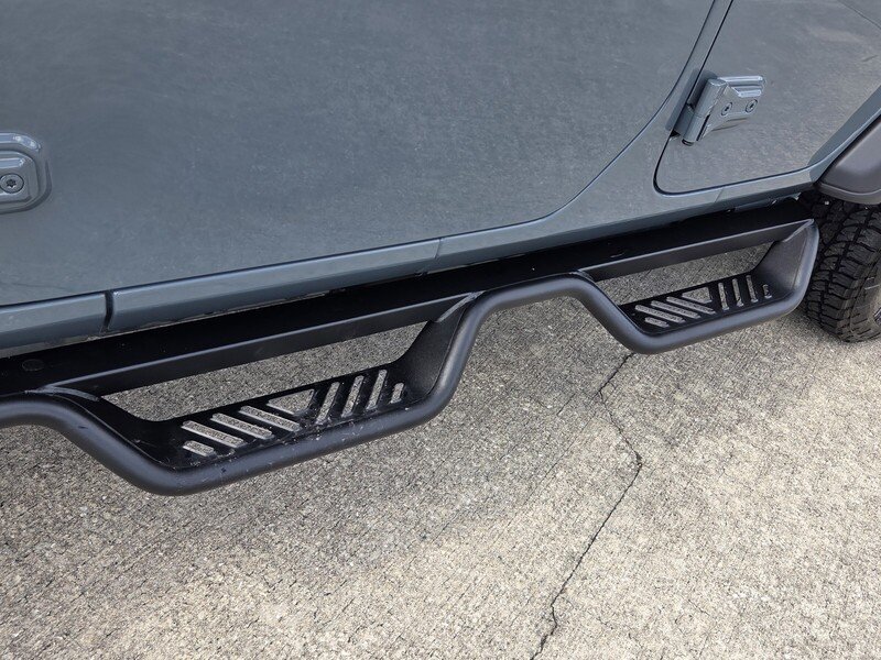 Used 2025 Jeep Wrangler Unlimited Sport AWD/4WD image 10
