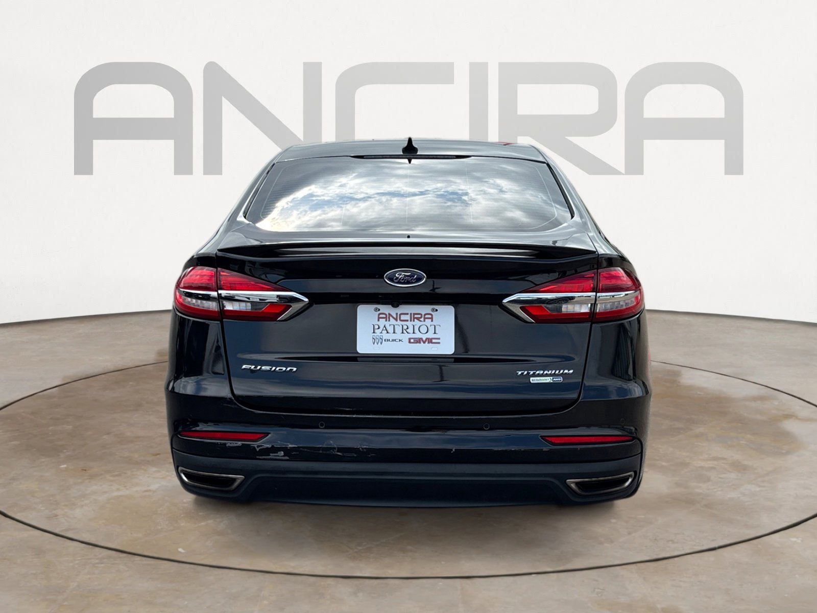 Used 2019 Ford Fusion Titanium image 9