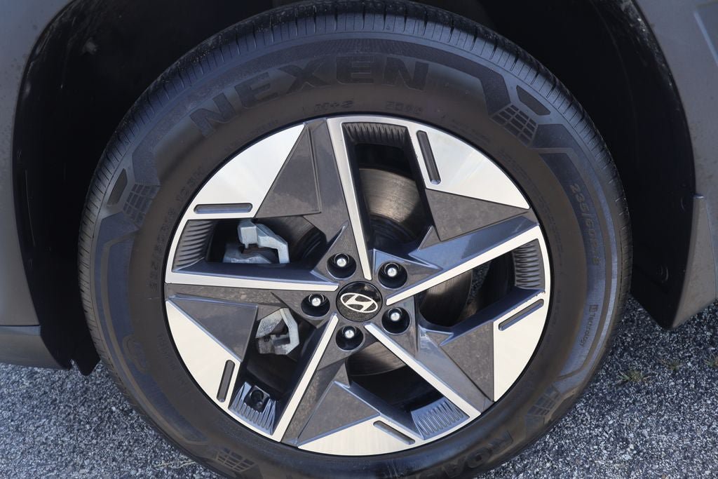 Used 2025 Hyundai Tucson SEL AWD/4WD image 11
