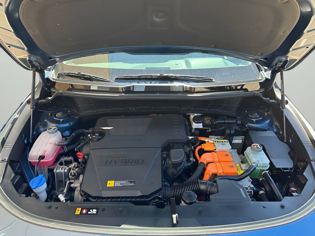 Used 2023 Kia Niro SX Touring image 35