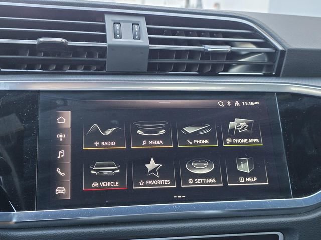 Used 2024 Audi Q3 2.0T Premium image 17