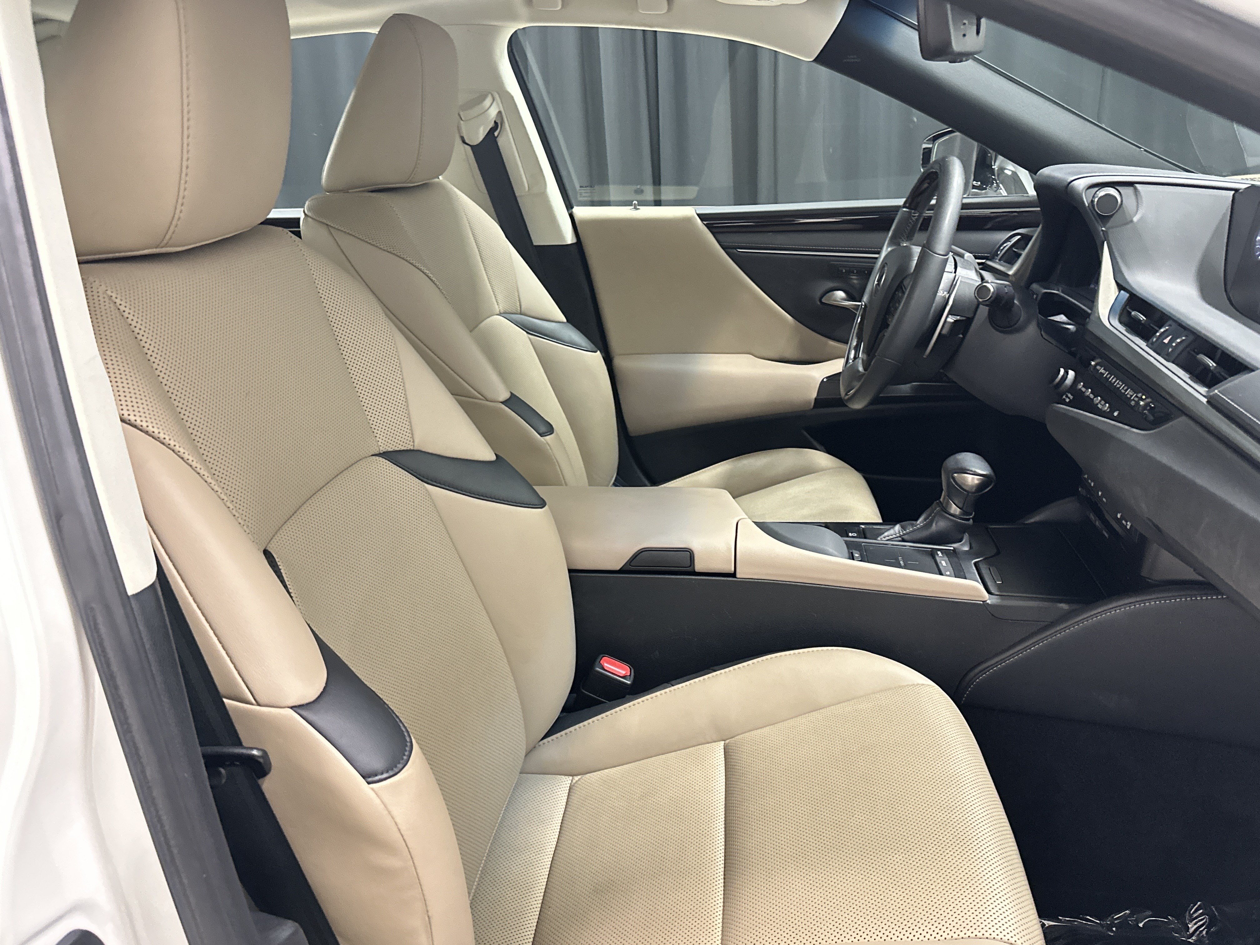 Used 2019 Lexus ES 350 w/ Premium Package FWD image 33