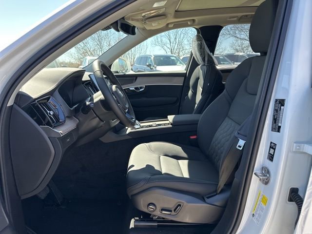 New 2026 Volvo XC90 B6 Plus w/ Protection Package image 14