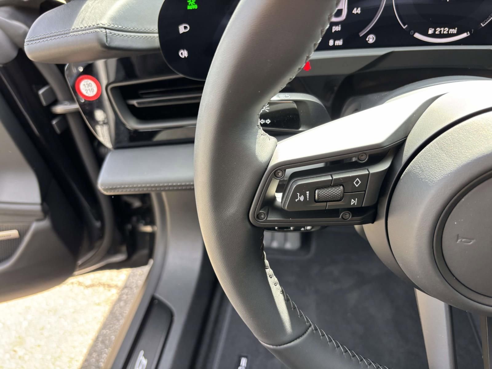 New 2026 Porsche Taycan AWD/4WD image 28