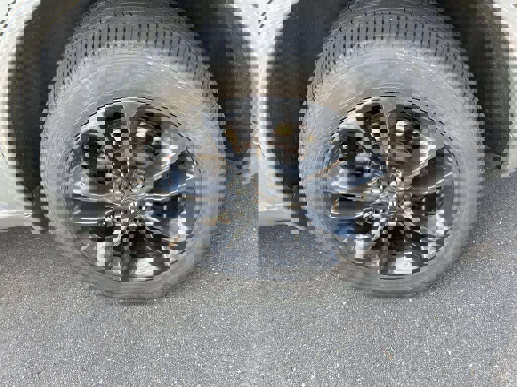 Used 2022 Dodge Durango GT image 11