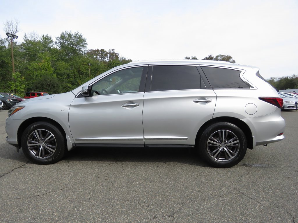 Used 2019 INFINITI QX60 Luxe w/ Essential Package image 9