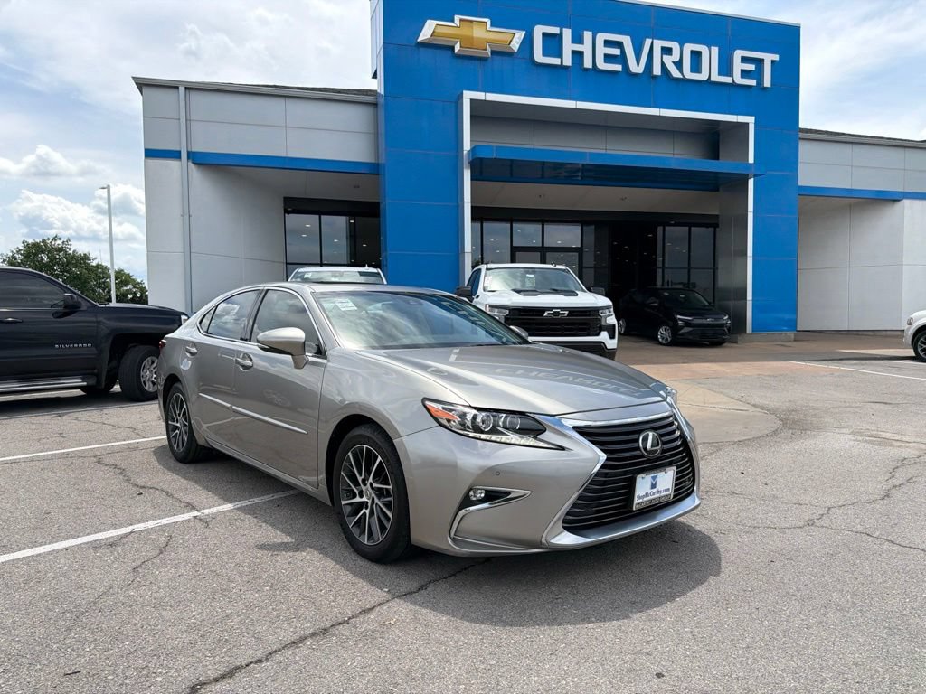 Used 2016 Lexus ES 350 w/ Luxury Package w/Wood Trim