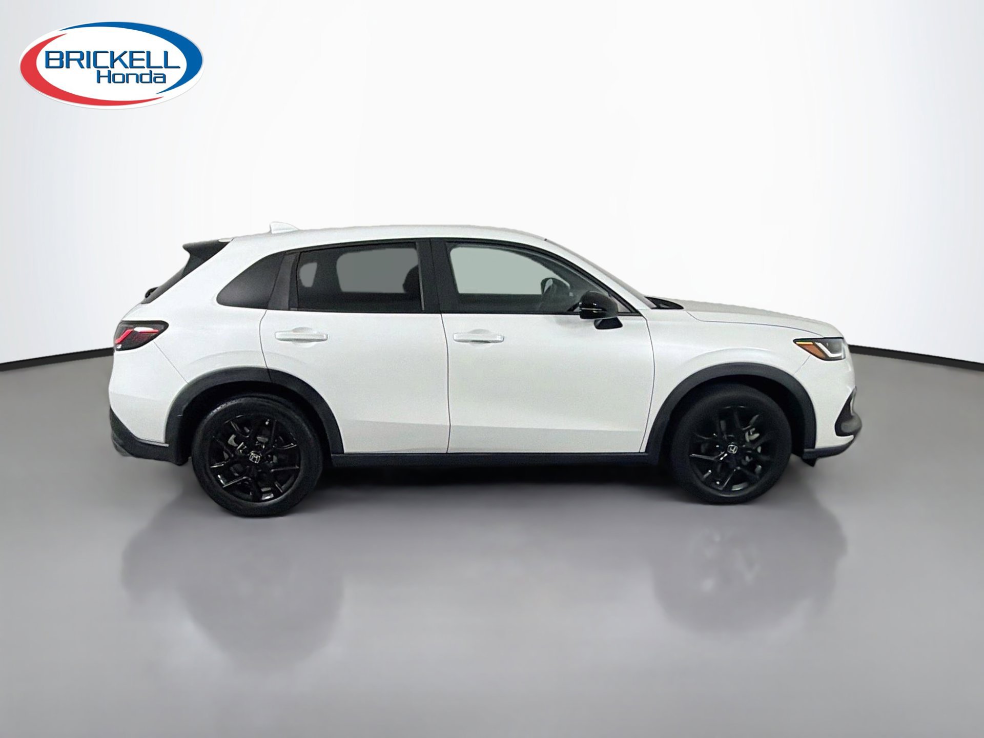 Used 2024 Honda HR-V Sport image 2