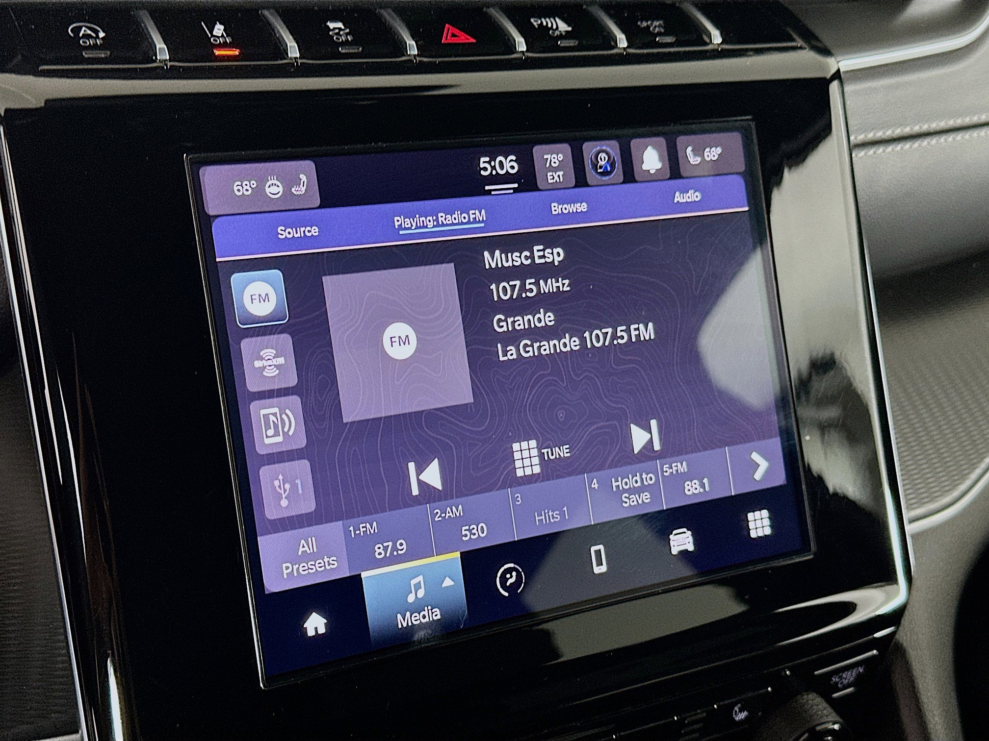 Used 2024 Jeep Grand Cherokee L Laredo image 21