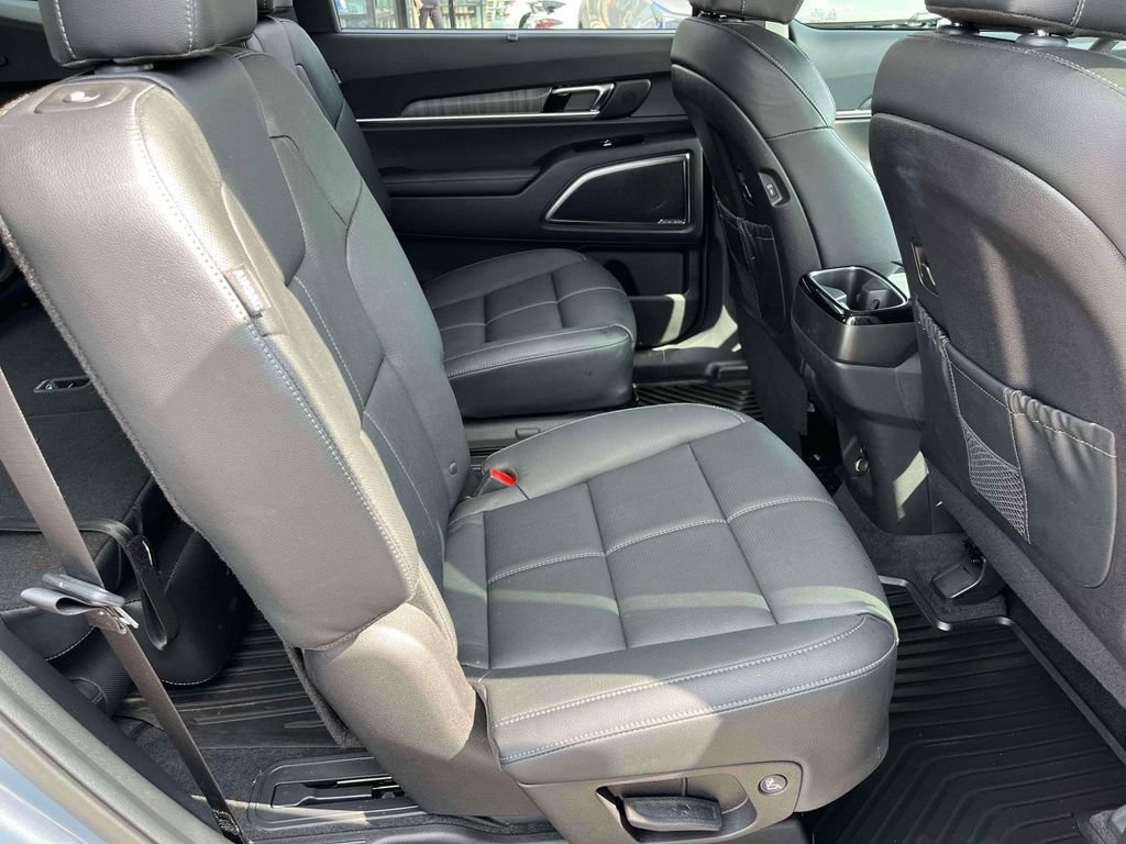 Used 2024 Kia Telluride SX w/ Towing Package AWD/4WD image 10